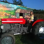 ベッド・アンド・ブレックファスト La Petite Ferme De - Parc Animalier - Aire De Loisirs 3*