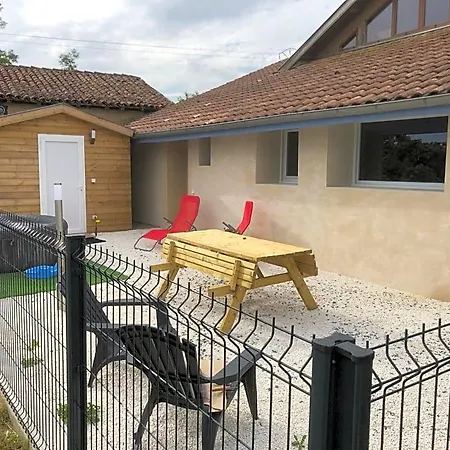 Couette-café La Petite Ferme De - Parc Animalier - Aire De Loisirs